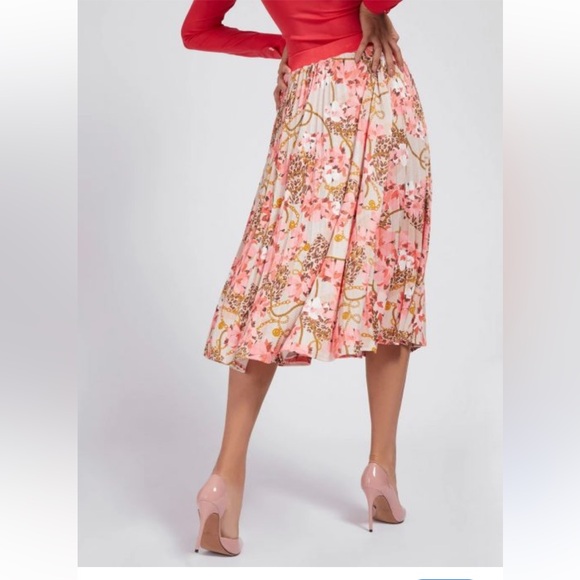 Marciano Floral All Over Pattern Pleated Skirt - Size L - Picture 3 of 6